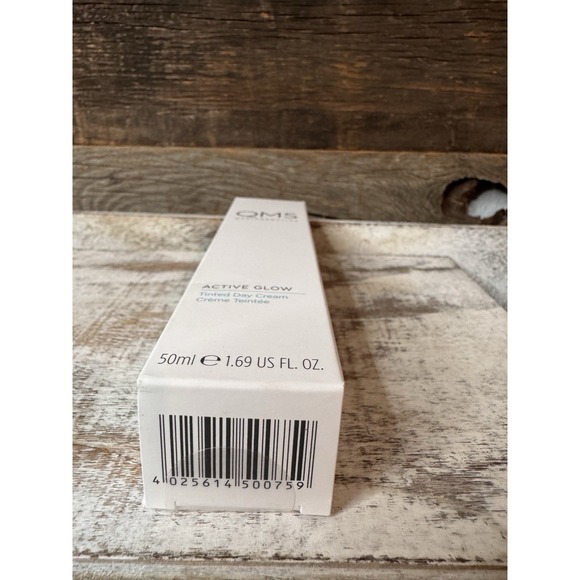 🌟QMS Medicosmetics Active Glow Tinted Day Cream 50ml / 1.69 fl oz | MSRP = $130 - Picture 4 of 4